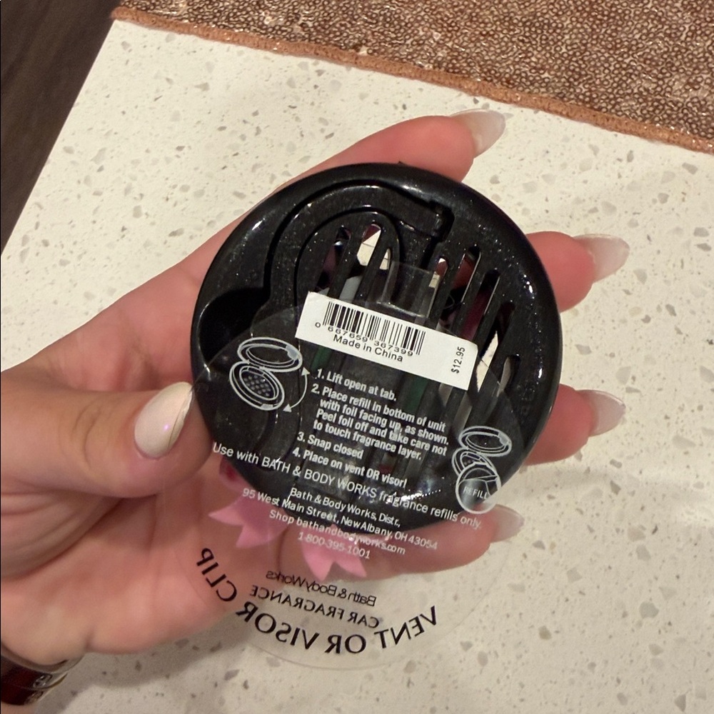 Cat Vent or visor clip for car with a scent ! - Picture 2 of 3